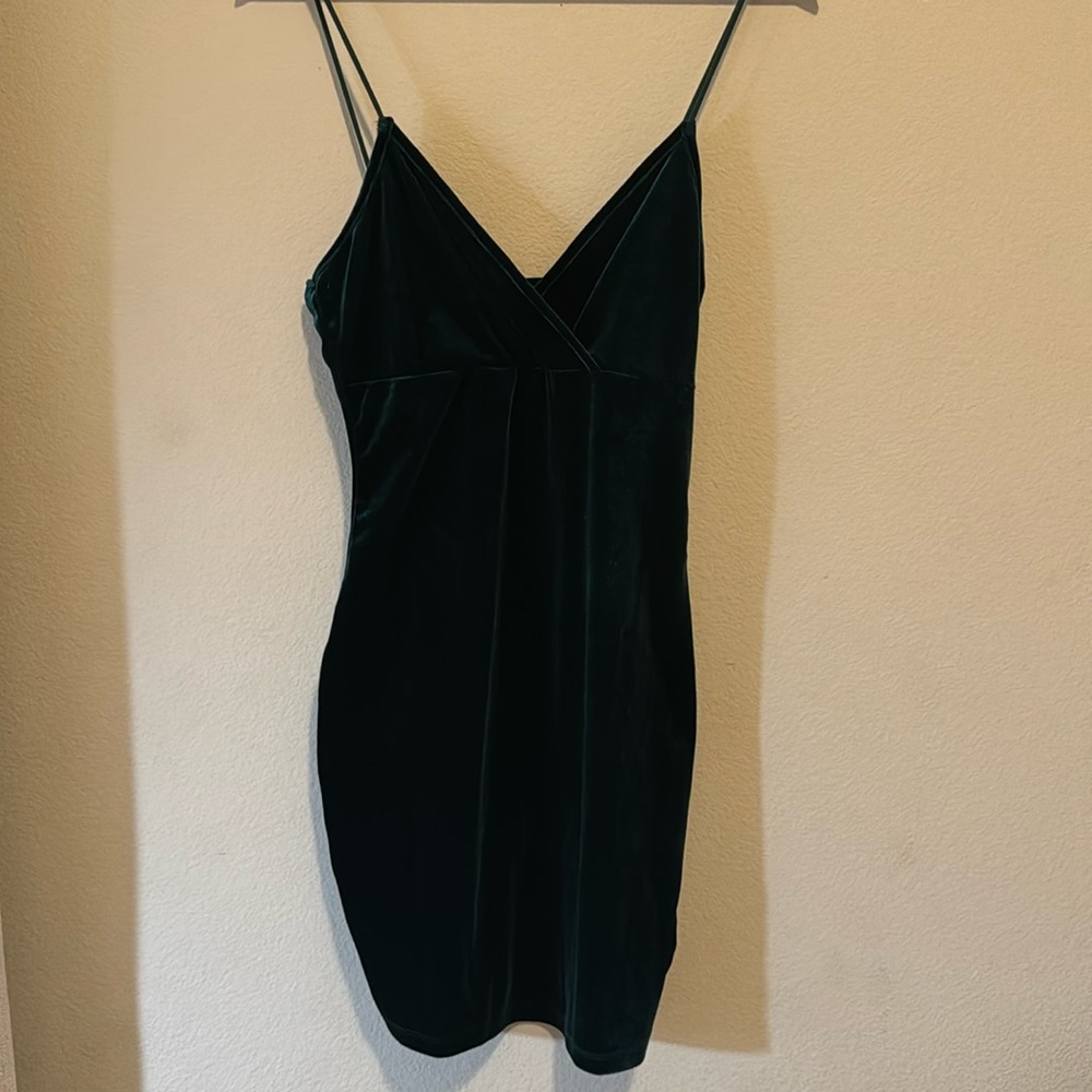 Shein EZwear Solid velvet bodycon dress